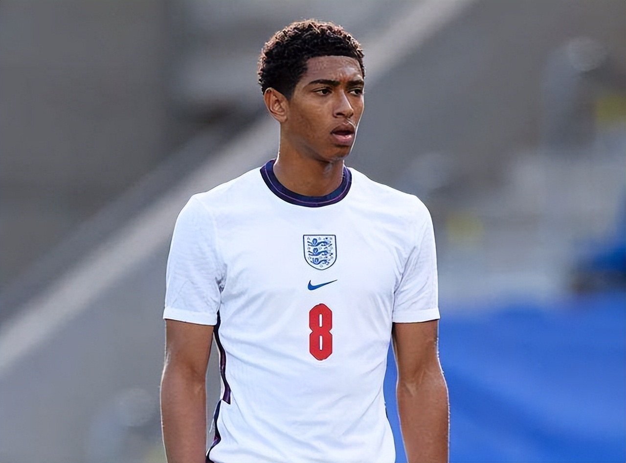 文图拉：执教意大利时媒体充满了敌意；现代足球充斥着表演