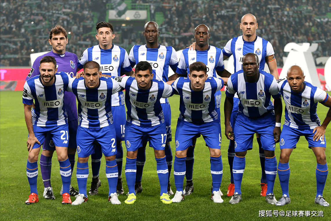 莱奥罚点前铃木彩艳对他说踢右边，最终莱奥踢向右边并且罚进