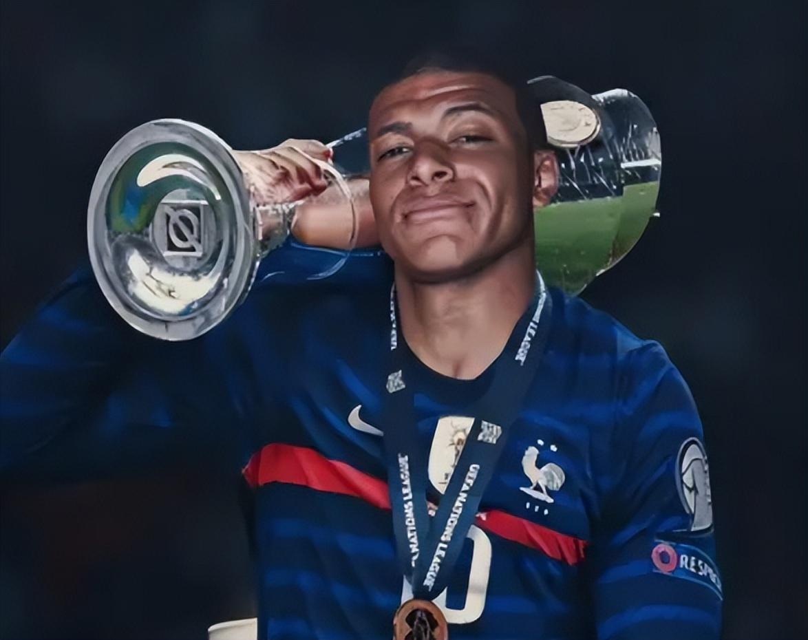 曼联欲邀“世界级”主帅接替阿莫林，据称其“实力优于阿尔特塔”