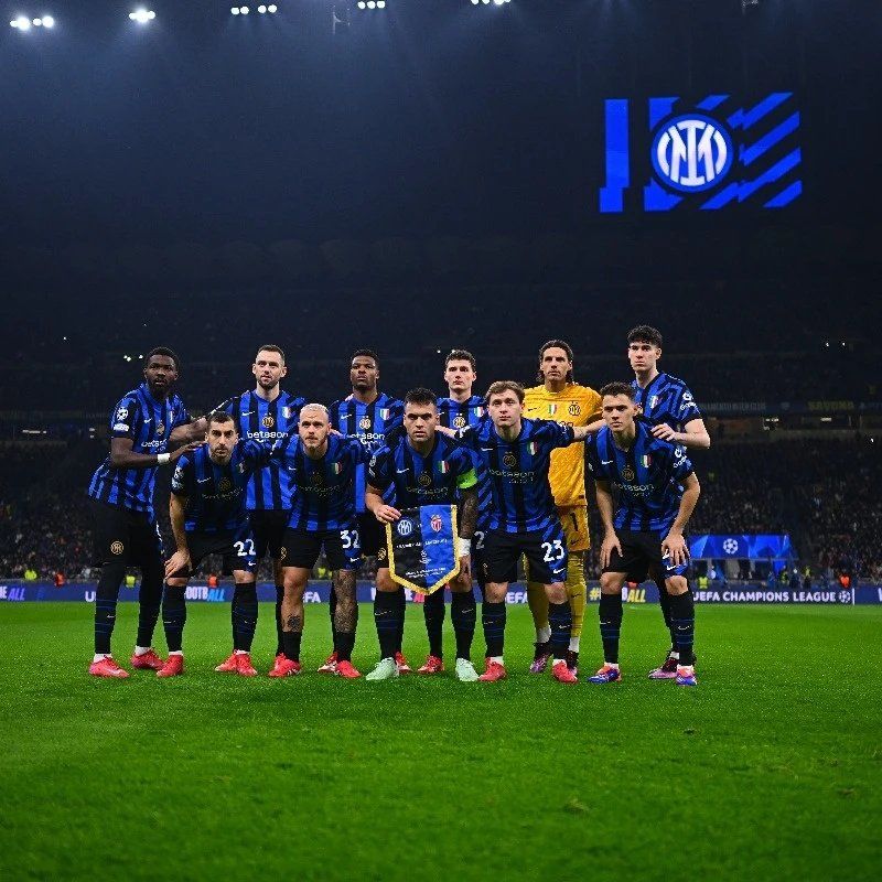 半场战报：沃尔夫斯堡2-0柏林联合，阿穆拉1射1传，维默尔破门