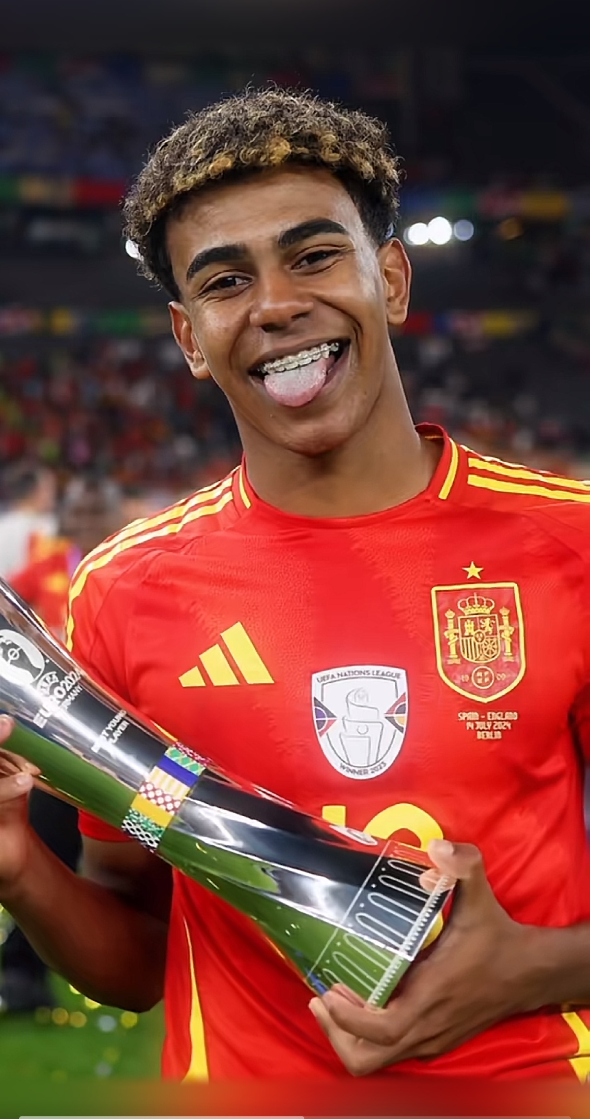 穆帅评价本菲卡13场不败，认为网坛3巨头之一本可以踢足球