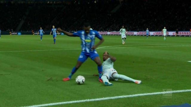 自贡一女士购买川超门票被骗，陆续转账13万余元