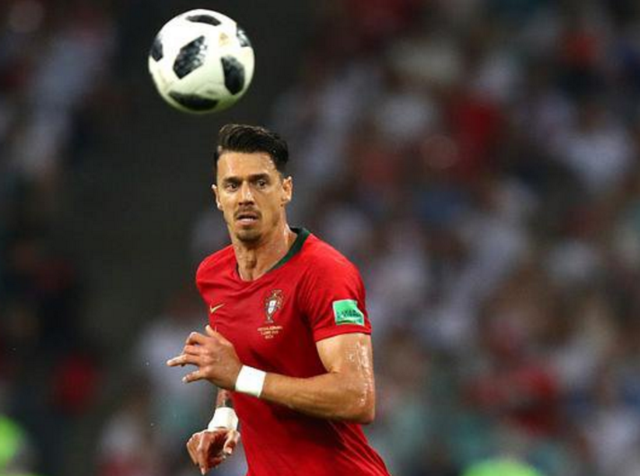 最后连丢4板！康宁汉姆：他们投的是超远三分，球没往我们这弹